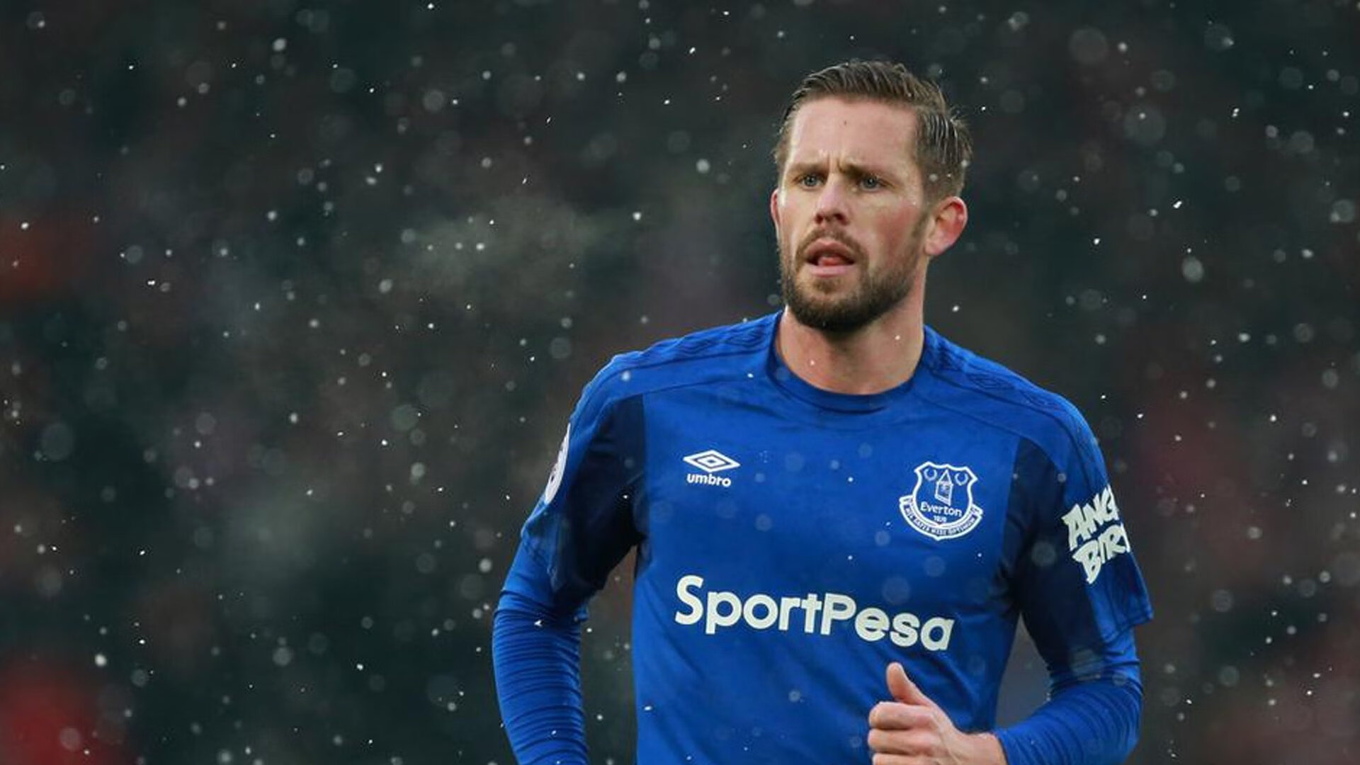 李明全场高光！攻防两端都展现出色表现！，李明什么